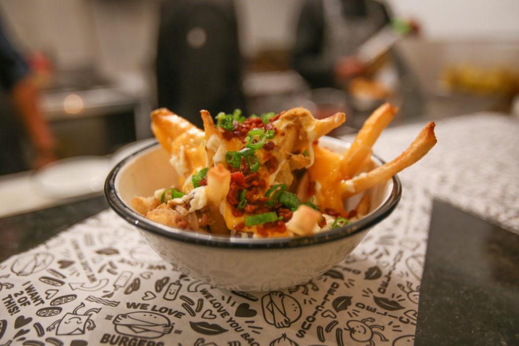 We Love Burgers Nápoles: Una oda al diseño y a la buena comida