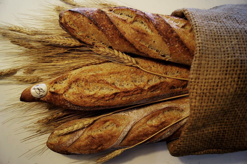 8 locales para comprar las mejores baguettes de la CDMX (crujientes por fuera y suaves por dentro