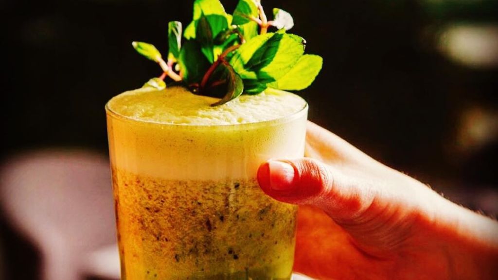 Qué es la kombucha y en qué restaurantes de la CDMX puedes beberla