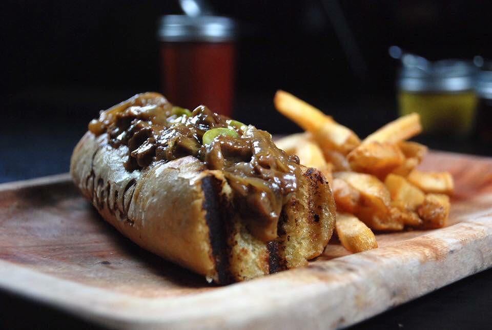 5 ‘spots’ para devorarte un auténtico Philly Cheese Steak en la CDMX