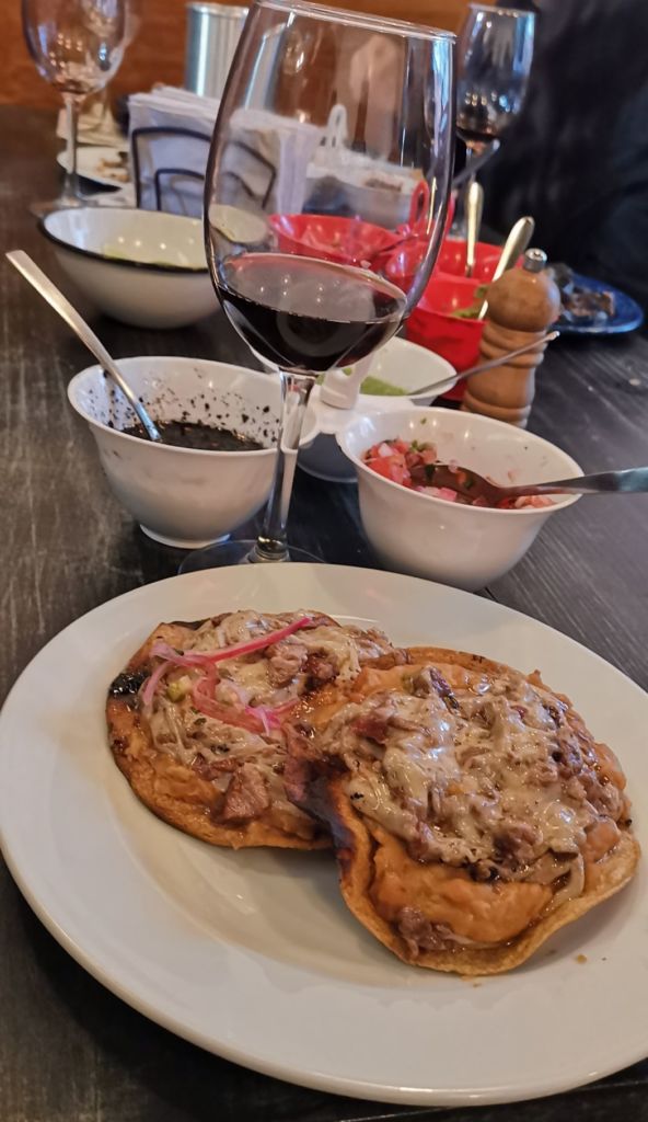 tacos-don-vergas-volcan-queso-carne-asada-frijoles-maridaje-vino-cerveza-sophie-avernin