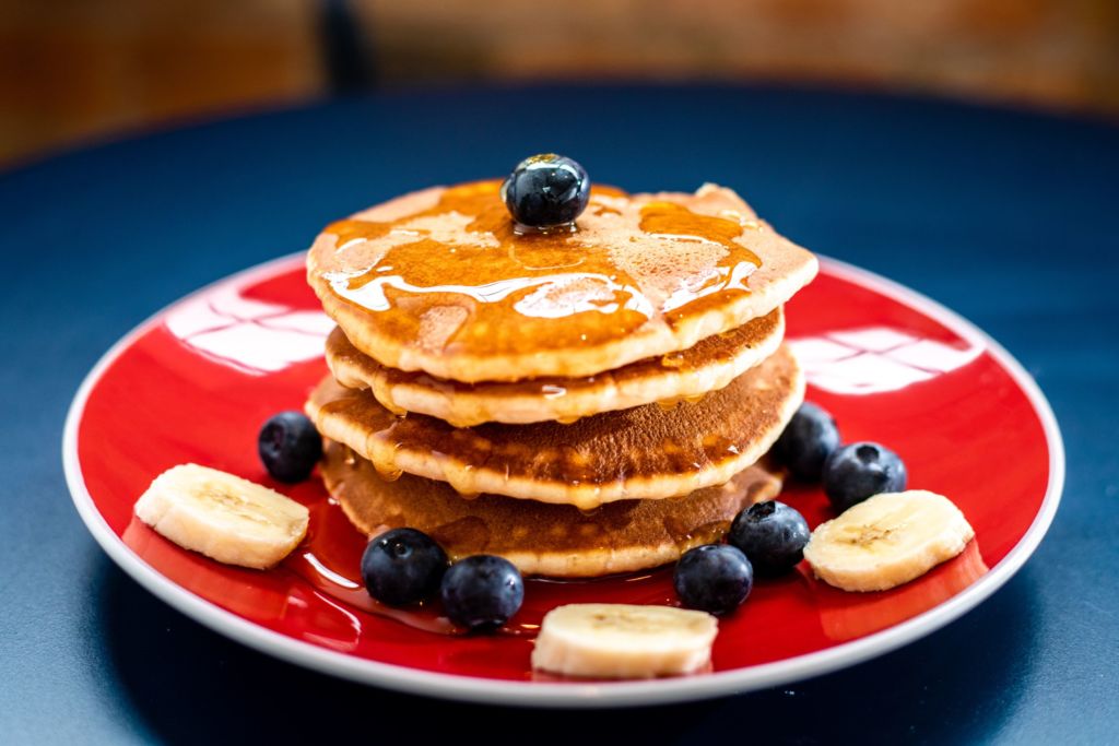 6 restaurantes para desayunar hot cakes en la CDMX (esponjosos y deliciosos)
