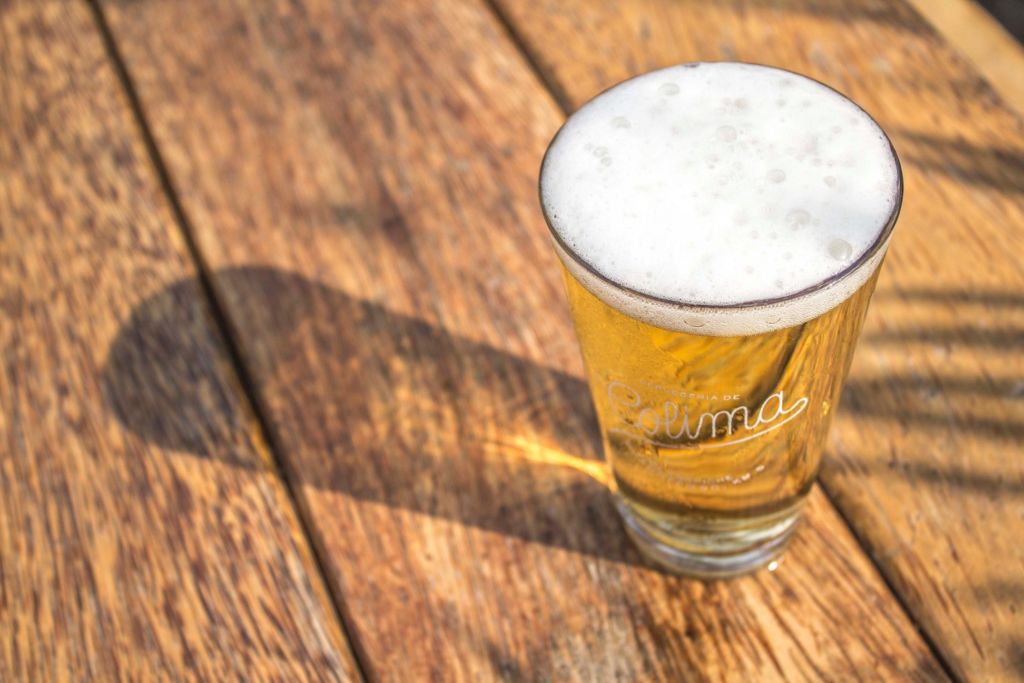 6 marcas de cerveza artesanal mexicana (ideales para sobrevivir la cuarentena)