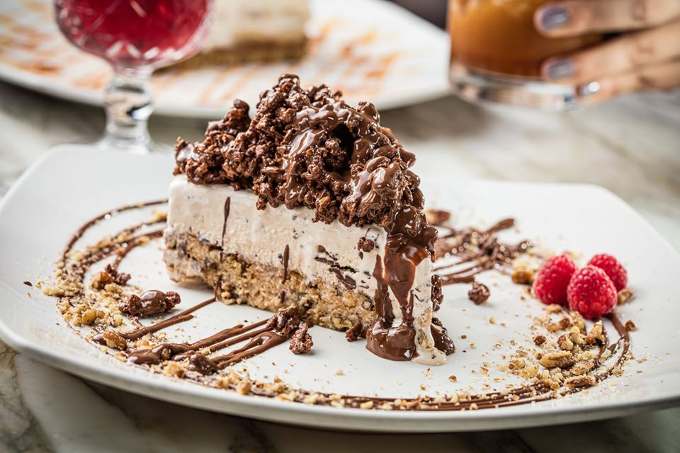 7 restaurantes para pedir comida a domicilio si celebras una ocasión especial (desde cumpleaños hasta aniversarios)