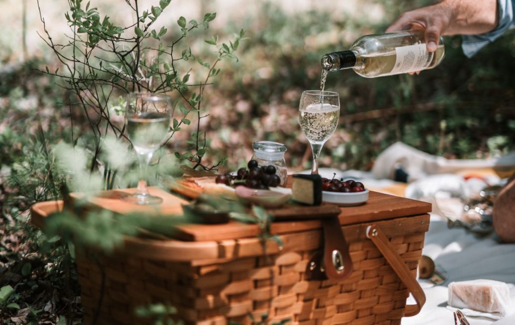 Nicos celebra sus 63 años con un itacate que honra los productos nacionales (pide el tuyo cuanto antes)