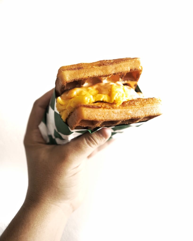 Food-stuff-dark-kitchen