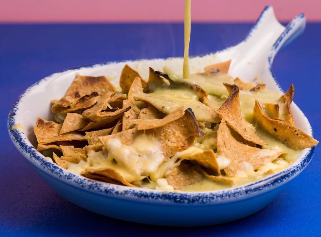 9 locales para sacar tu antojo de chilaquiles ‘picositos’ y con mucha salsa