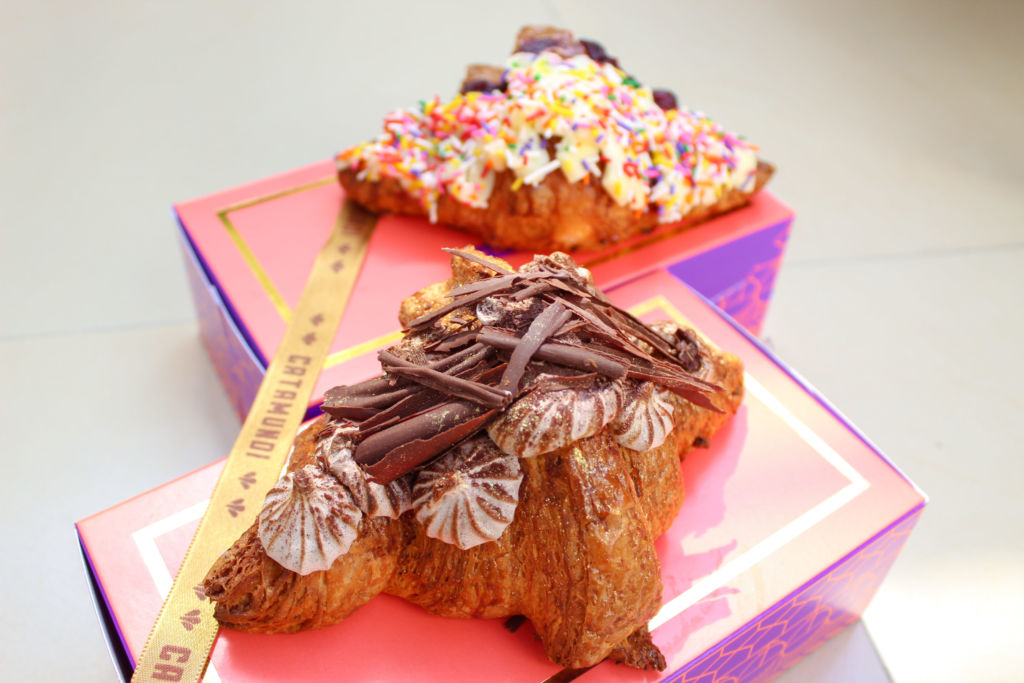 ¡Hoy es el Día Internacional del Croissant! Y para celebrarlo te presentamos la receta de los croissants de Catamundi