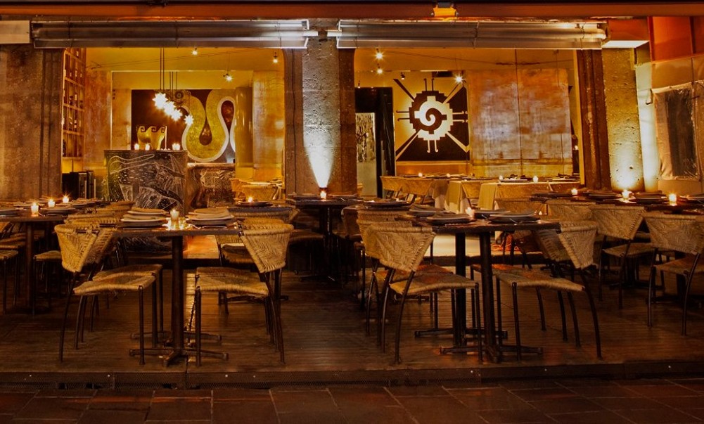 9 mezcalerías en la CDMX para disfrutar de un trago al aire libre