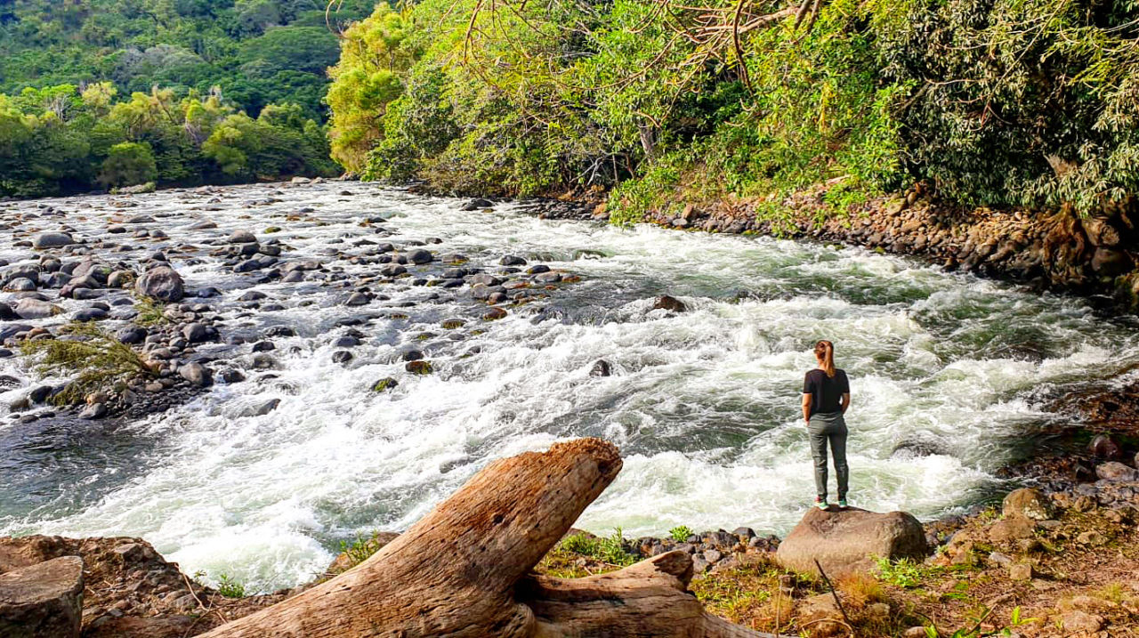 Jalcomulco, el pintoresco pueblo rodeado de montañas donde podrás practicar rafting (muy cerca de la CDMX) Jalcomulco, el pintoresco pueblo rodeado de montañas donde podrás practicar rafting (muy cerca de la CDMX)