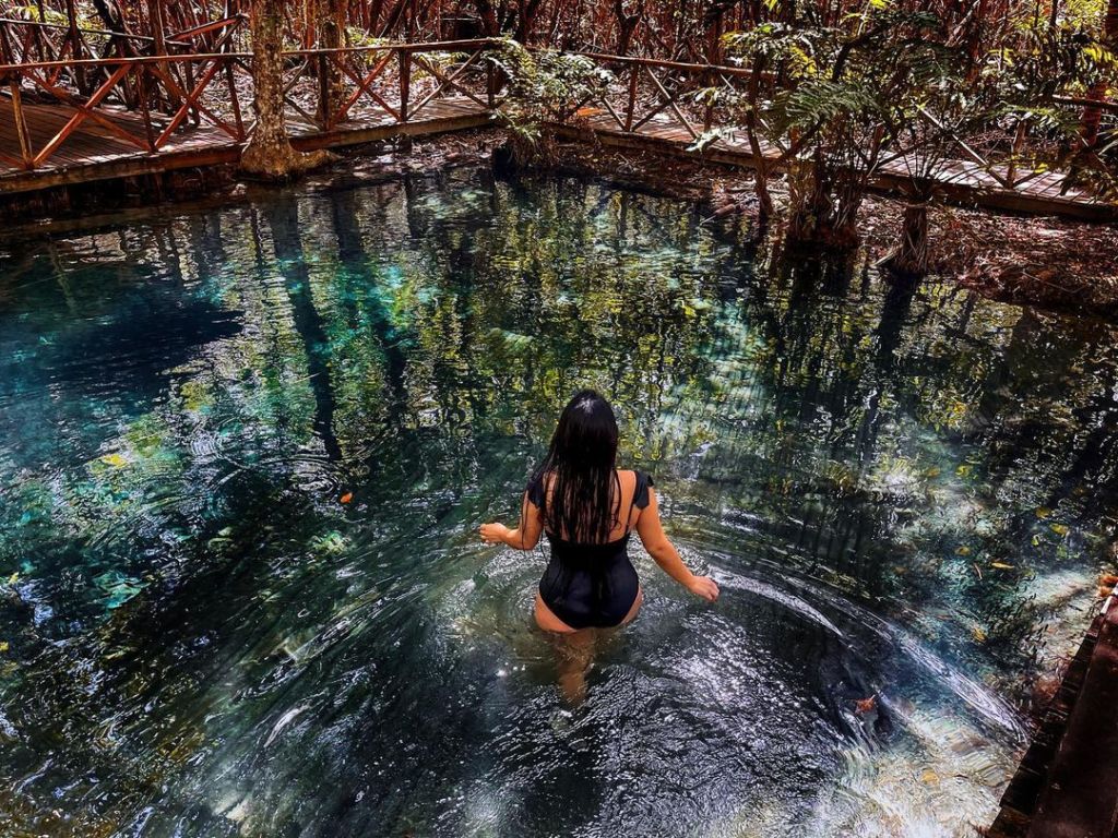 7 preciosos lugares naturales para nadar en Yucatán (cenotes, manantiales y ojos de agua)