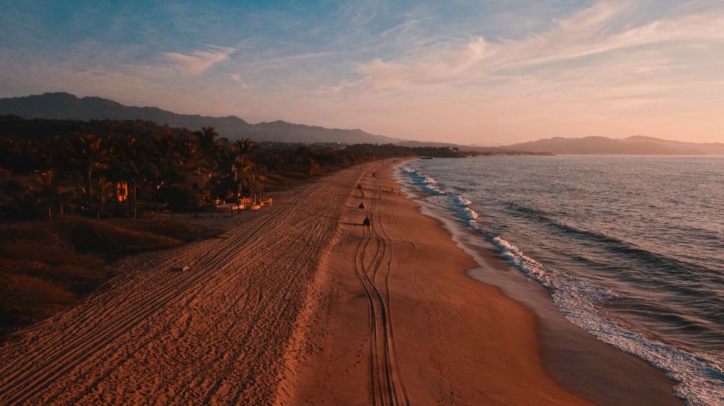5 playas perfectas para hacer camping frente al mar de México (con los mejores los atardeceres)