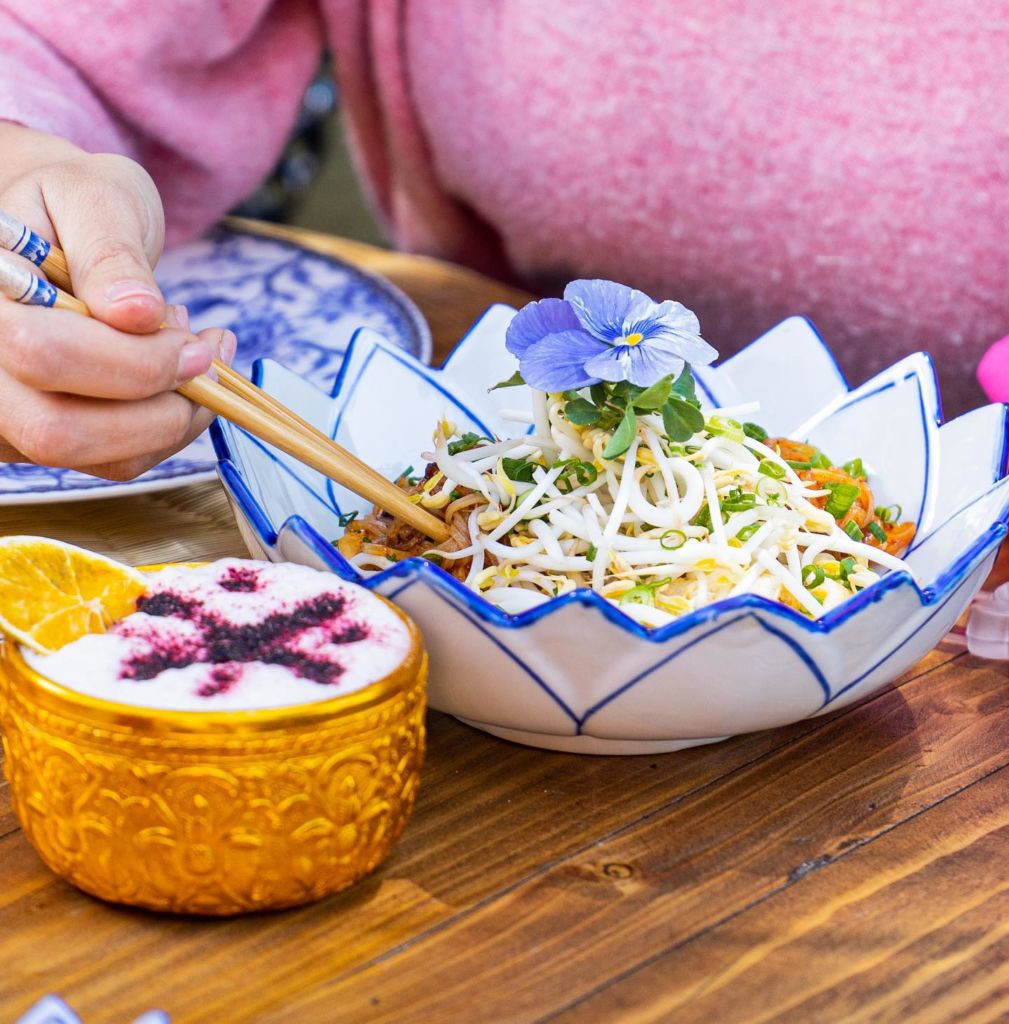 5 lugares para comer el mejor PHO de la CDMX (que además son hermosos y dignos de fotografía)