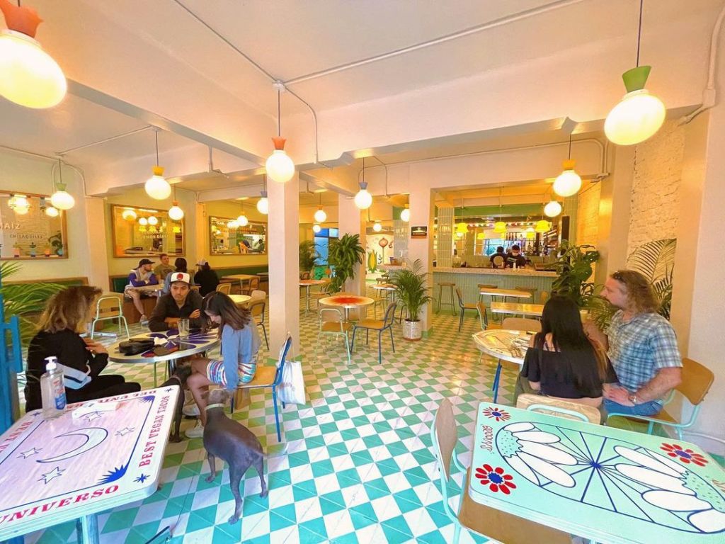 Groovys: El nuevo ‘spot’ (lleno de buena vibra) de taquitos veganos en la Condesa