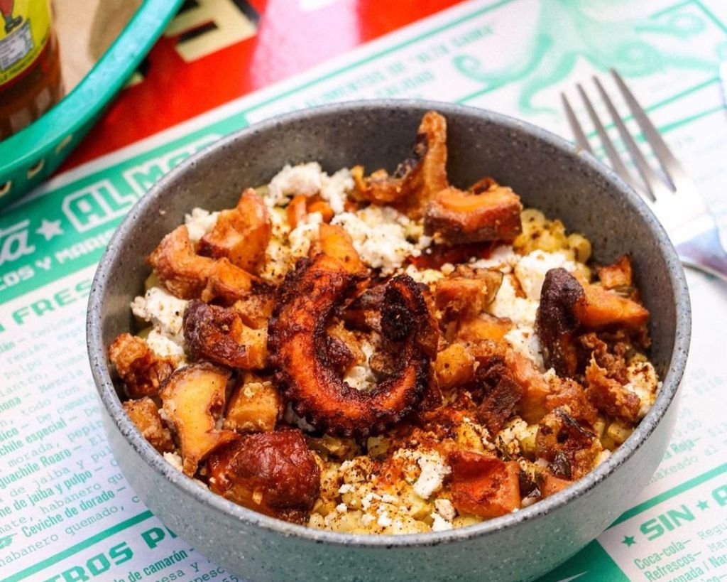 5 restaurantes para comer deliciosos esquites de mariscos en la CDMX