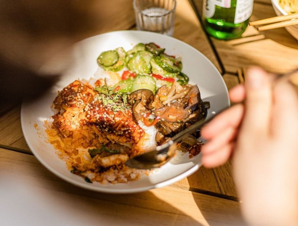 Dooriban: El ‘Korean Deli’ se muda a una de las esquinitas más estéticas de la Roma