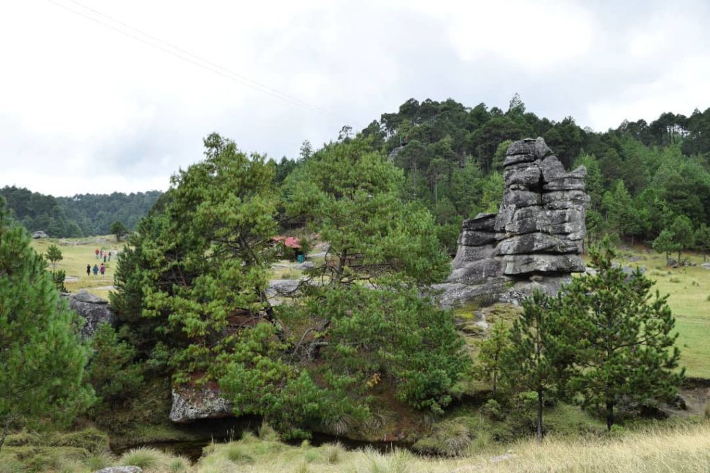 Valle de Piedras Encimadas: Un espectáculo natural en Puebla para amantes del ecoturismo (a 3 horas de la CDMX)