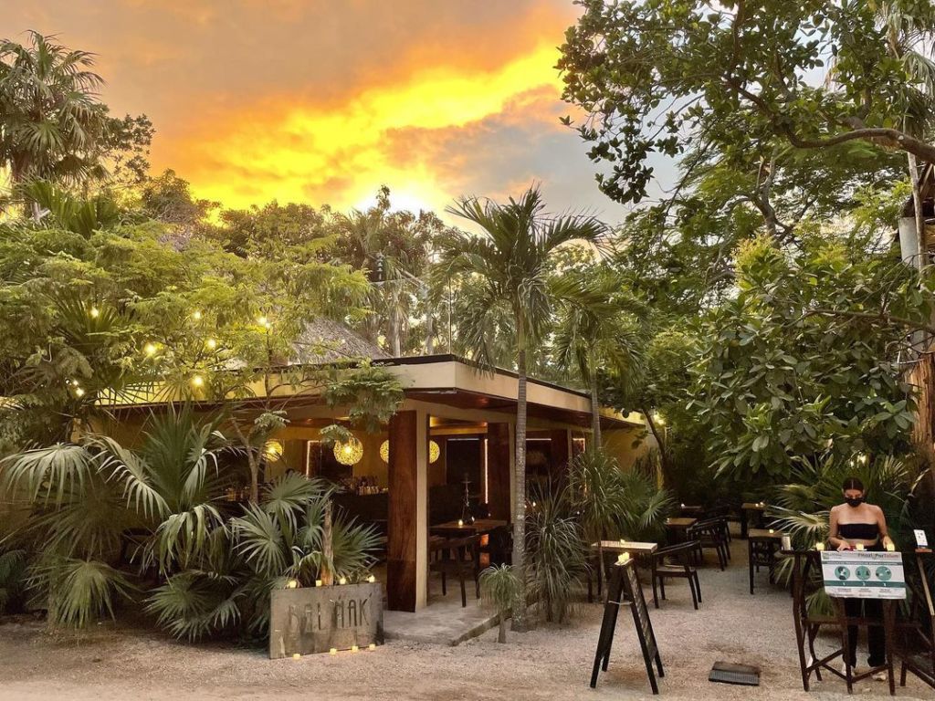 Bal Nak’ Tulum: Un paraíso tropical de cocina mexicana y compromiso sustentable