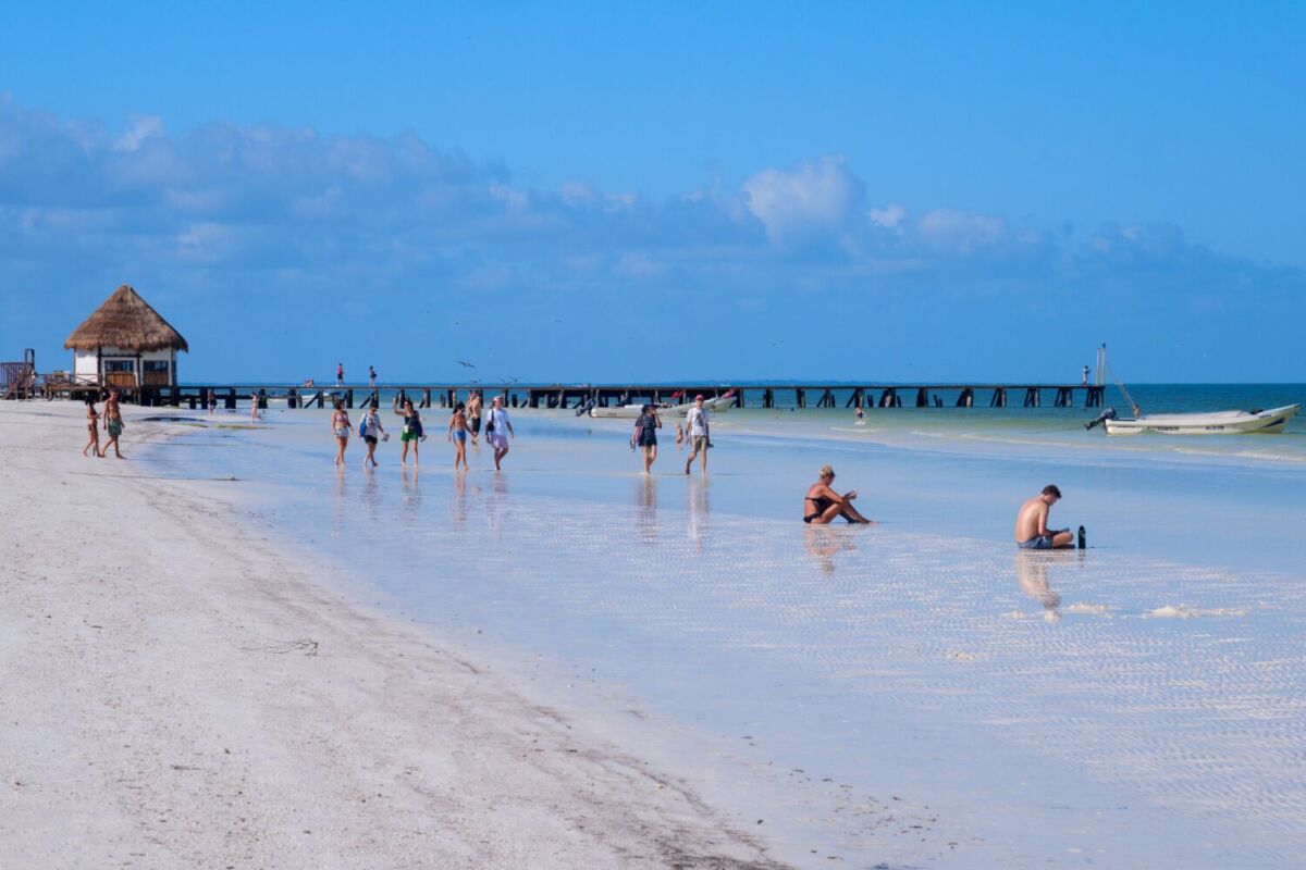 Siete playas mexicanas que parecen albercas gigantes: tranquilas y sin olas