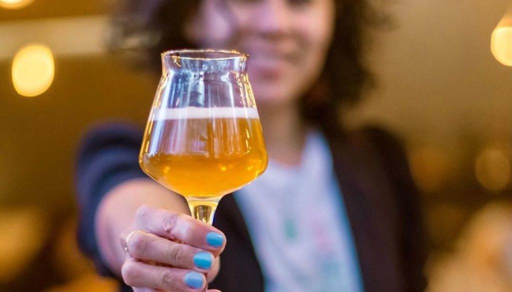 Hipatia: una cerveza artesanal de empoderamiento femenino