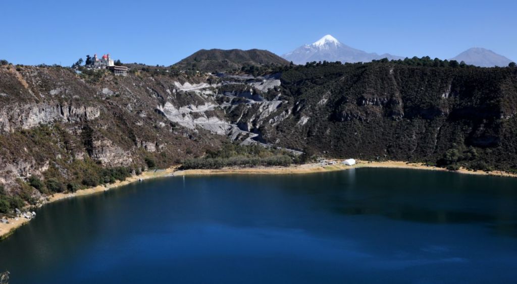 Aljojuca: una hermosa laguna dentro de un cráter volcánico en Puebla (cerca de la CDMX)