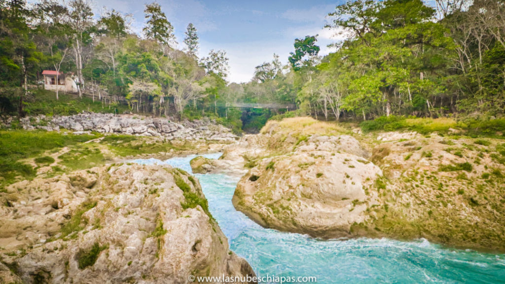 Las Nubes: grutas, cascadas y tours nocturnos por la selva de Chiapas