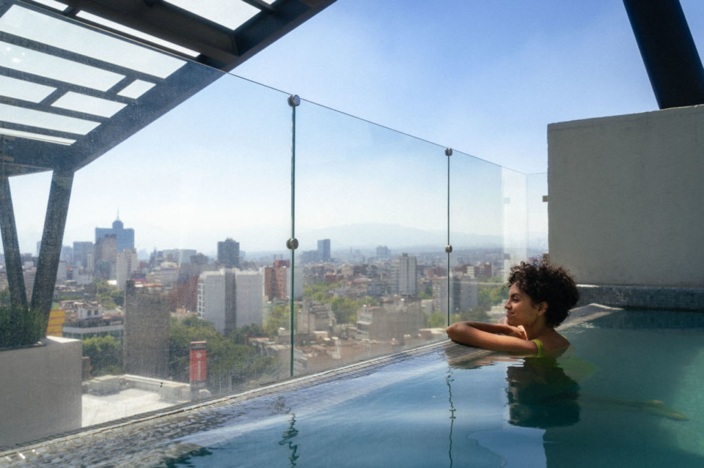 ¿Qué prefieres: hotel o Airbnb? Gracias a Casai, ya nunca vas a tener que elegir