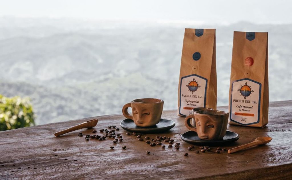 Pueblo del Sol: un proyecto sustentable de apoyo a la Sierra Oaxaqueña (con café, vainilla y cacao orgánico)