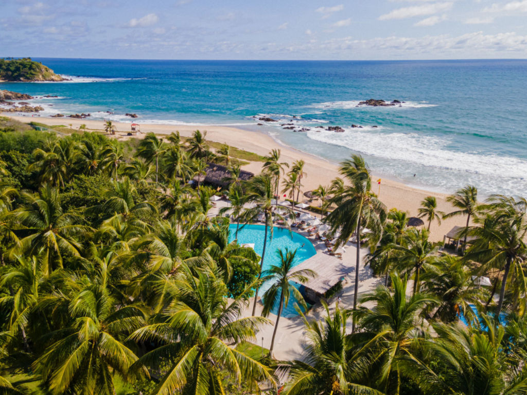 En este hotel wellness podrás liberar tortugas en una playa secreta de Puerto Escondido