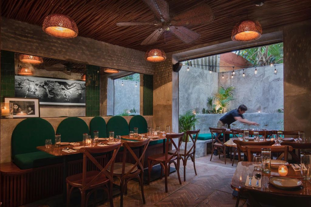 Achara: un rinconcito tropical de thai-food y drinks refrescantes junto a la playa