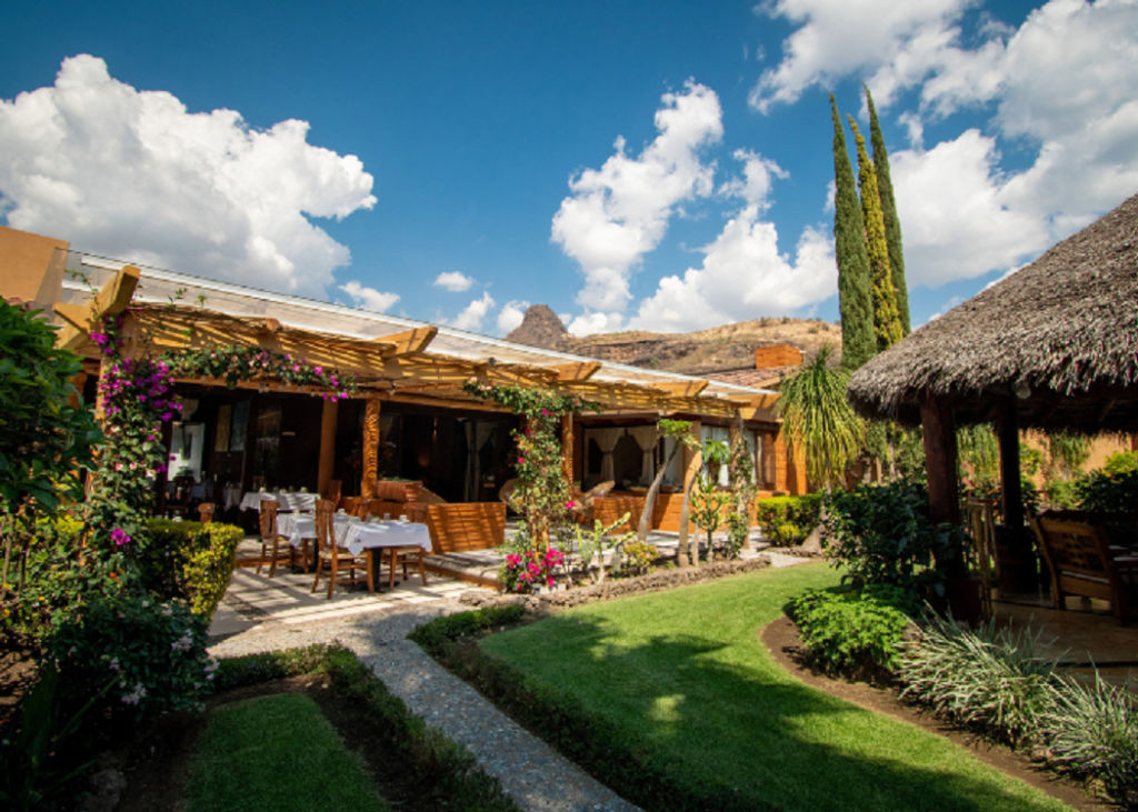 Hay un hotel en Malinalco establecido en una antigua casa de artistas (¡y tiene un spa con los tratamientos más relajantes!)