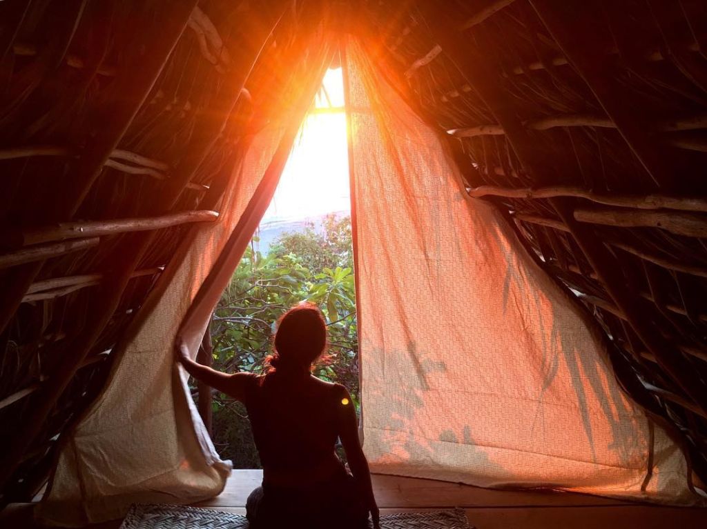 Descubre Proyecto Maloca, un paraíso escondido para ti y tu pareja en las costas michoacanas