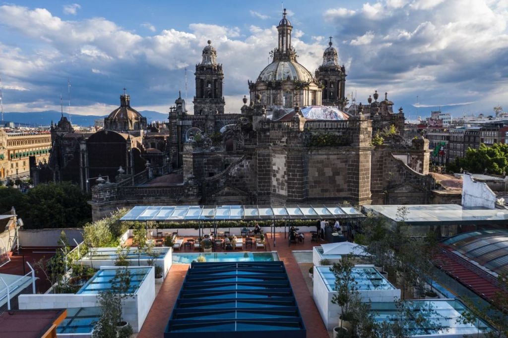 8 terrazas para comer y beber con vistas a los monumentos más emblemáticos de la CDMX