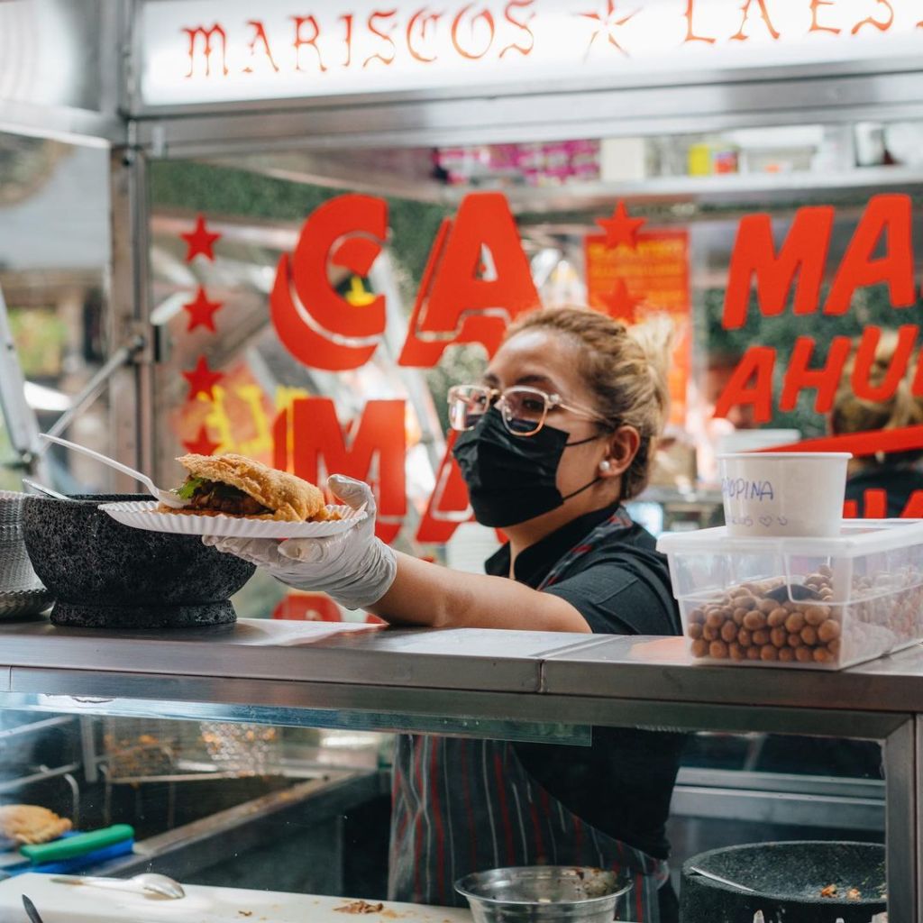 7 puestos callejeros de comida imperdibles en la CDMX