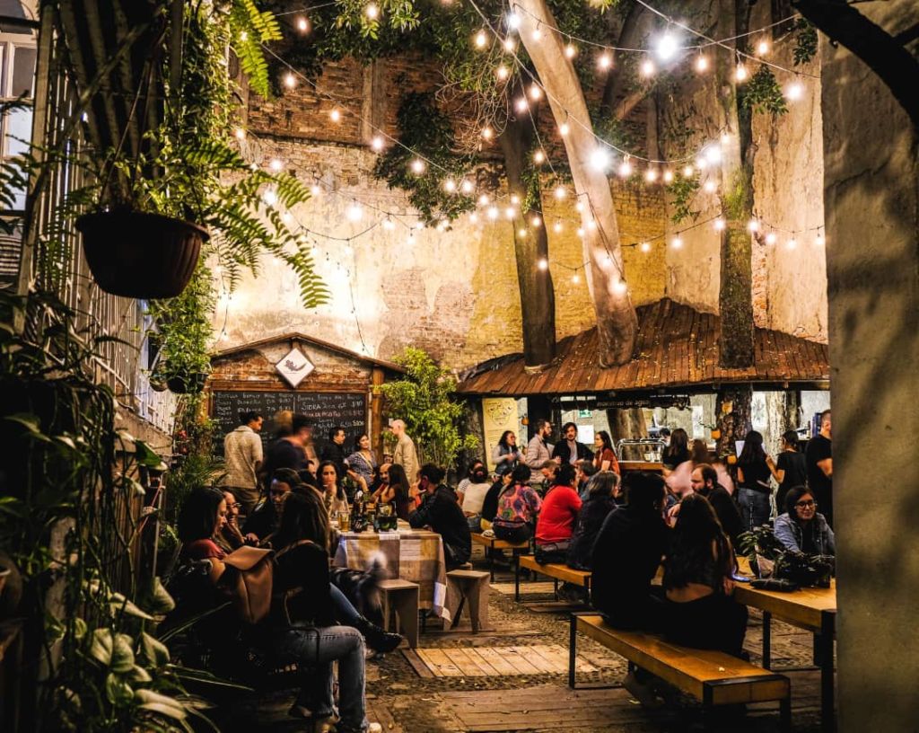 8 hermosos jardines en la CDMX para tomar un par de tragos entre amigos