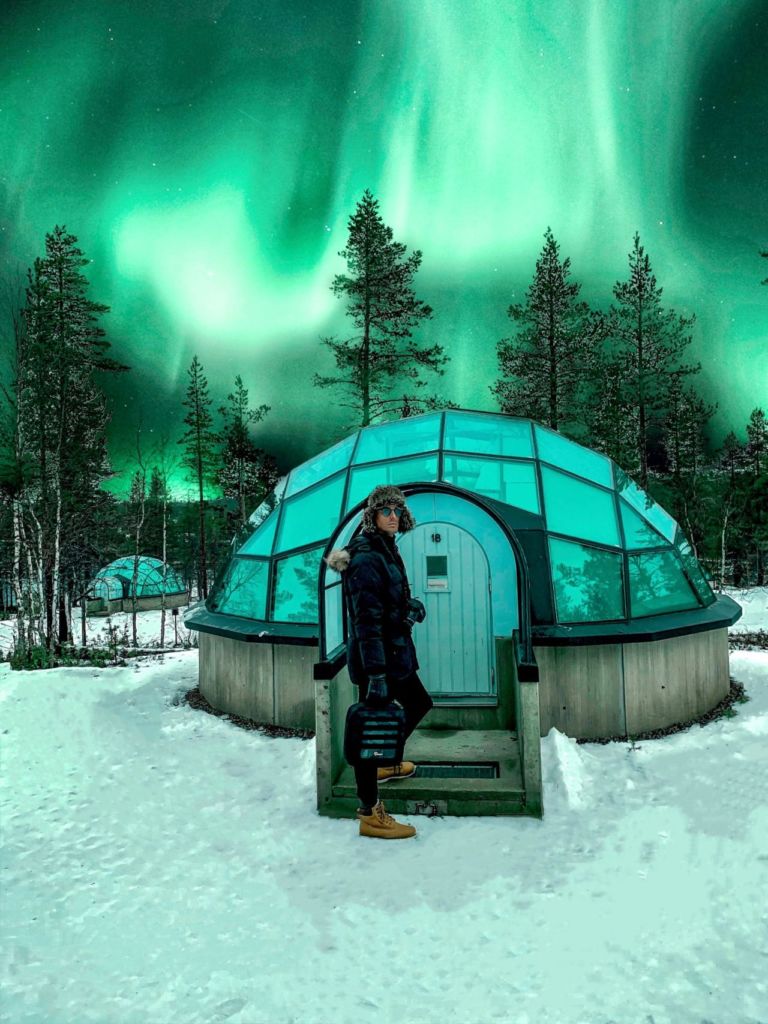 Conoce este hotel en Finlandia oculto entre nieve y auroras boreales