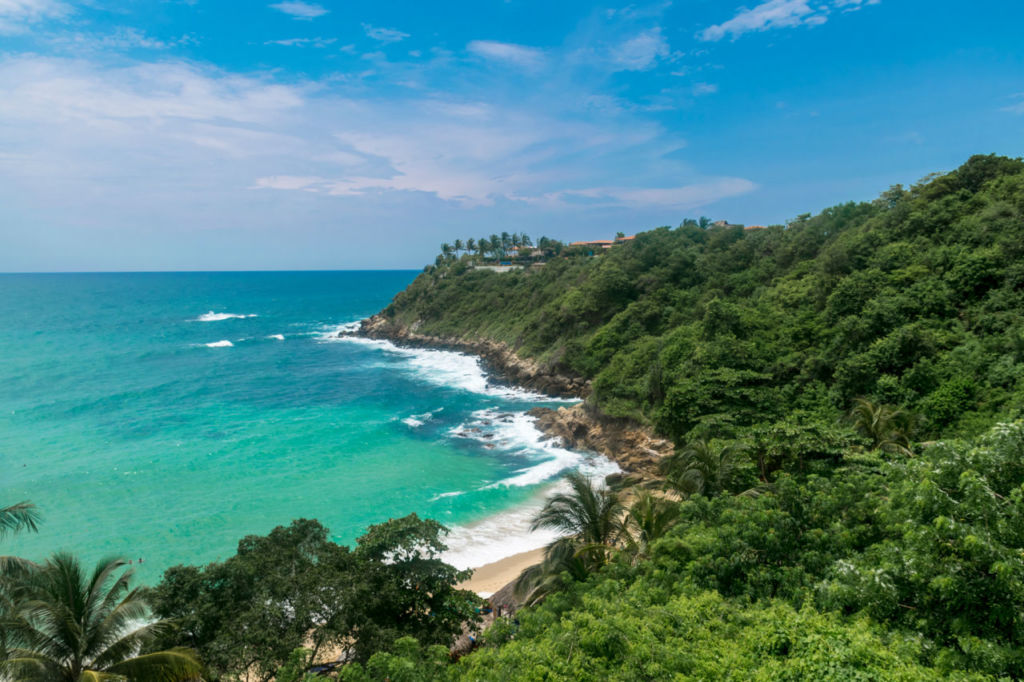 5 playas a las que puedes llegar en carro desde la CDMX (además de Acapulco)