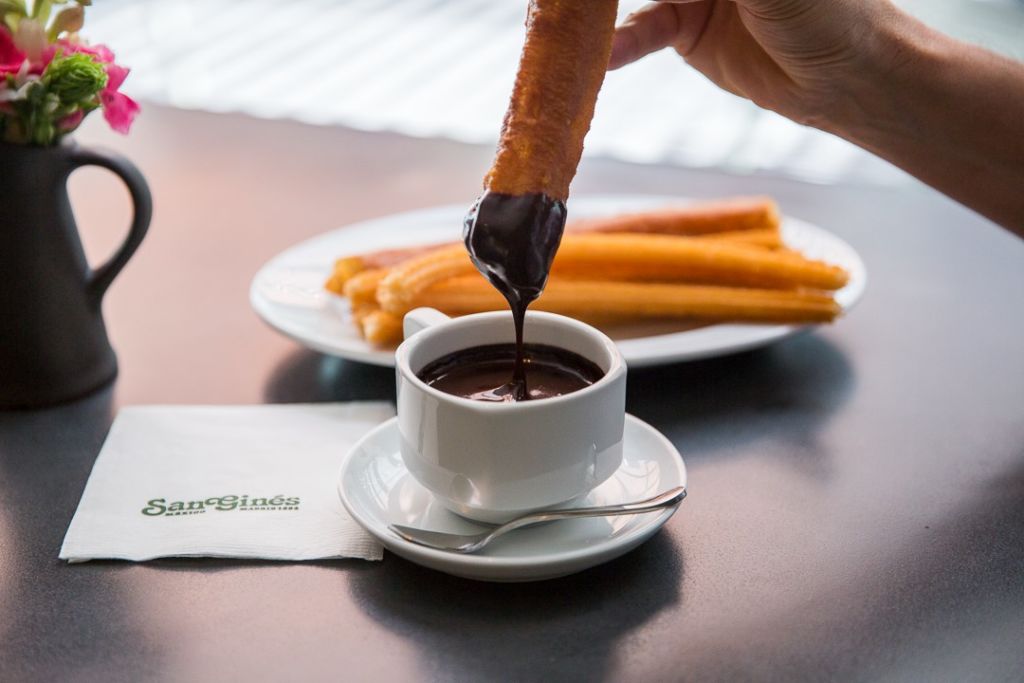 Una de las chocolaterías más famosas de España abrió sus puertas en CDMX y tiene churros tradicionales