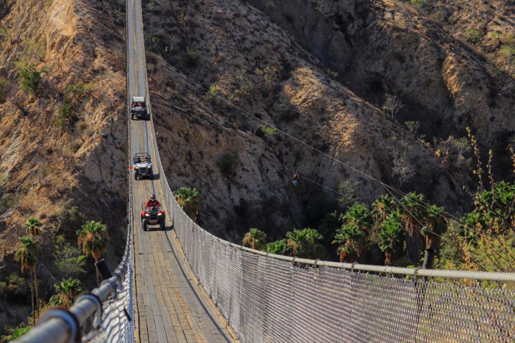 El puente colgante de madera más largo del mundo está en México y puede cruzarse en cuatrimoto