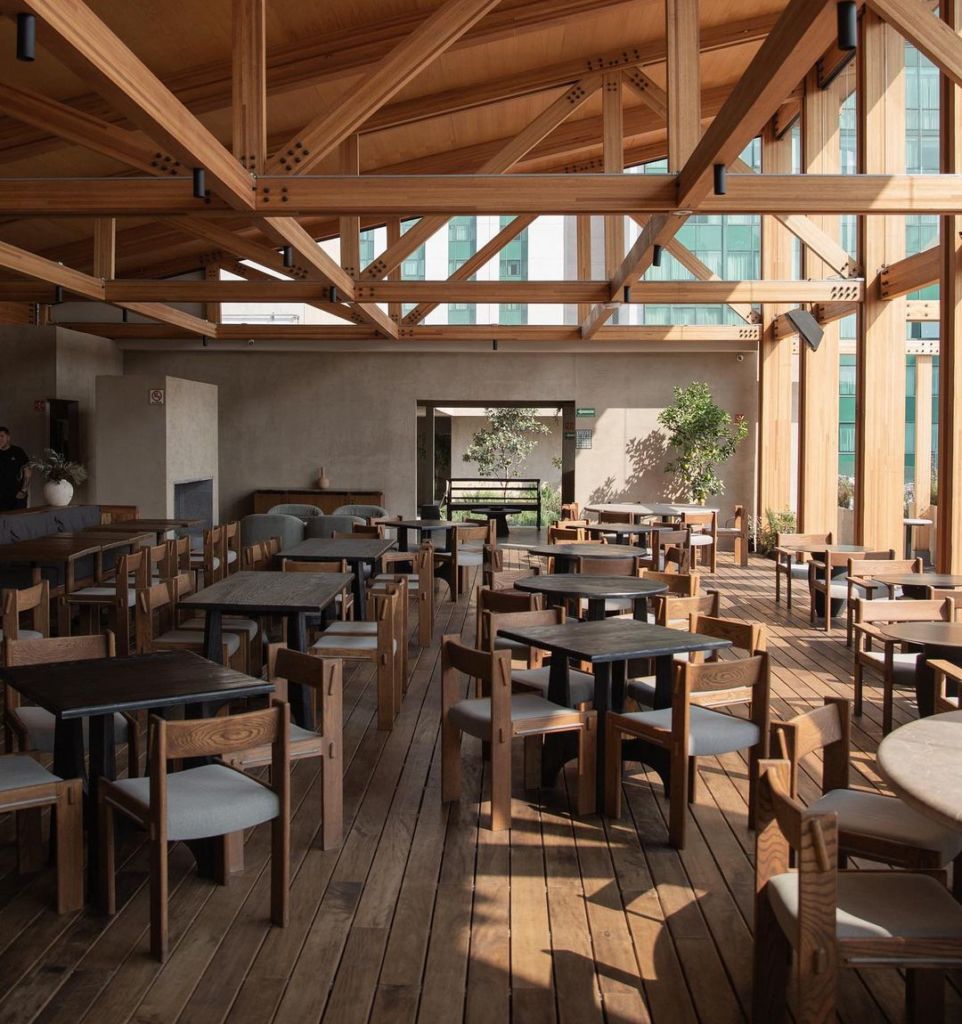 Salazar: el nuevo rooftop de Reforma con cocina de temporada y un diseño espectacular