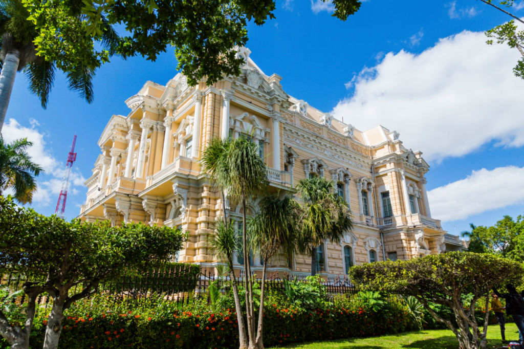 4 de las casonas más imponentes de Paseo Montejo (puedes entrar a todas)