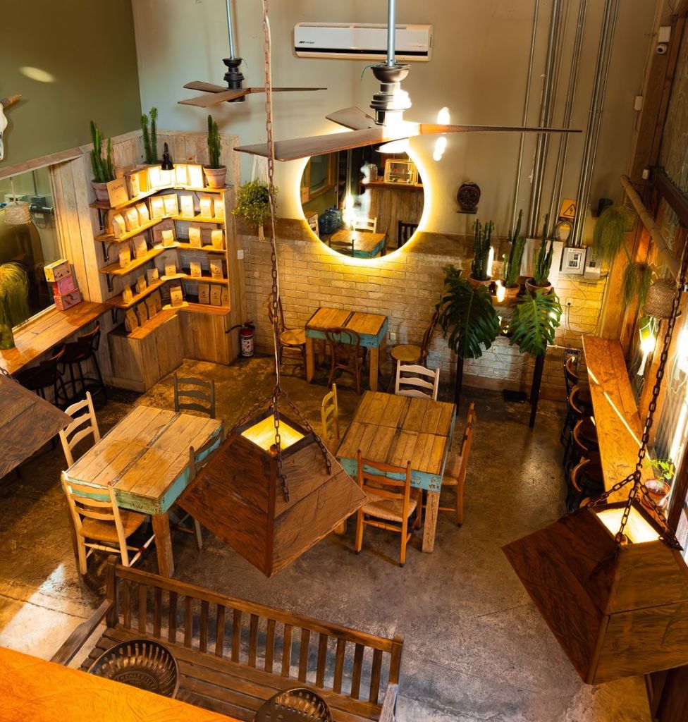 Conoce la barrita que recolecta (y sirve) los mejores granos de café en México