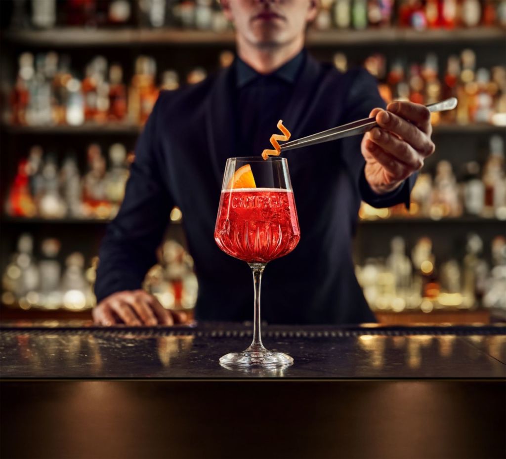 5 cócteles con Campari que cualquiera puede hacer en casa (para fanáticos del Negroni)