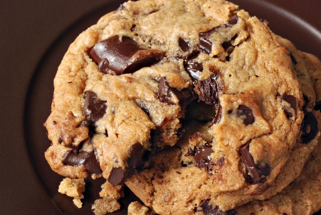 Estas ‘chunky’ cookies con café y nibs de cacao son ideales para ‘chopear’