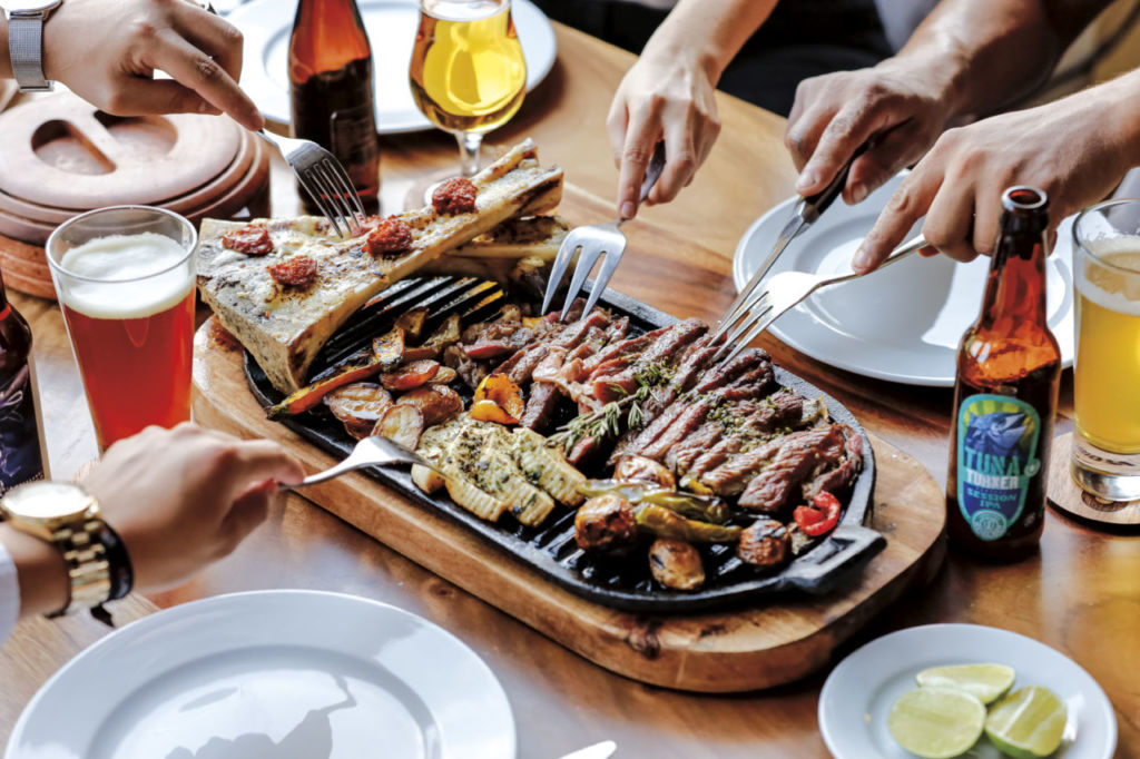 8 Brasas: la terraza con parrilladas a precios justos y cerveza artesanal al sur de la CDMX