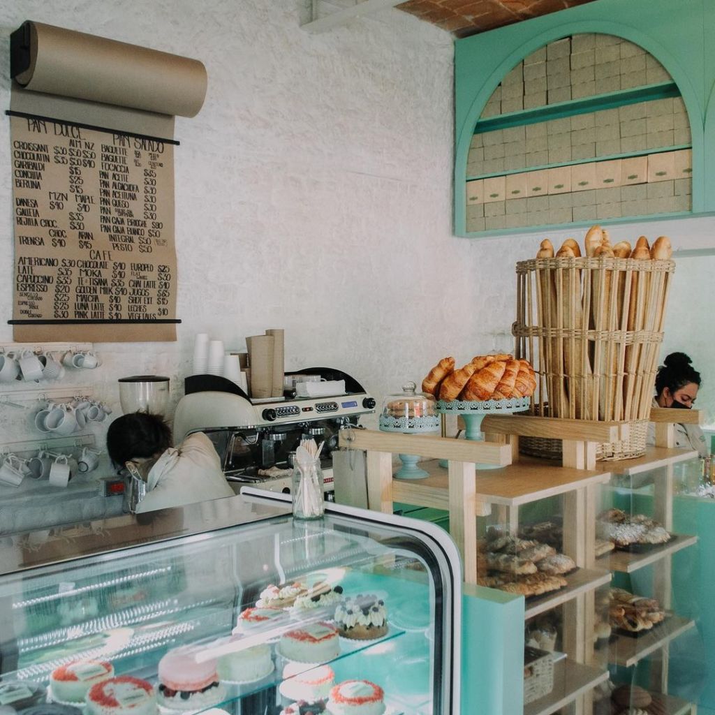 Conoce la panadería en la Roma que te hará sentir dentro de un rinconcito parisino