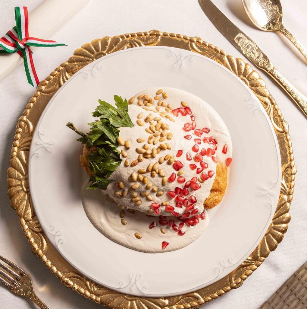 ¡La temporada de chiles en nogada ya llegó a la CDMX! Te decimos dónde probarlos este 2023