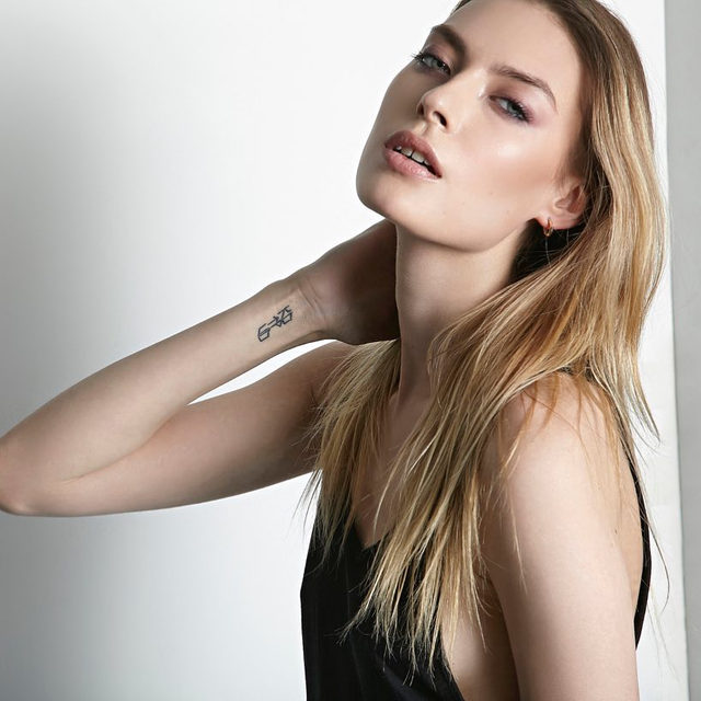 delineado transparente