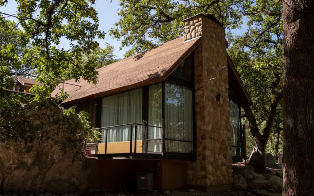 Pasa un día en plena naturaleza en estas cabañas cerca de Monterrey (tienen una cascada)