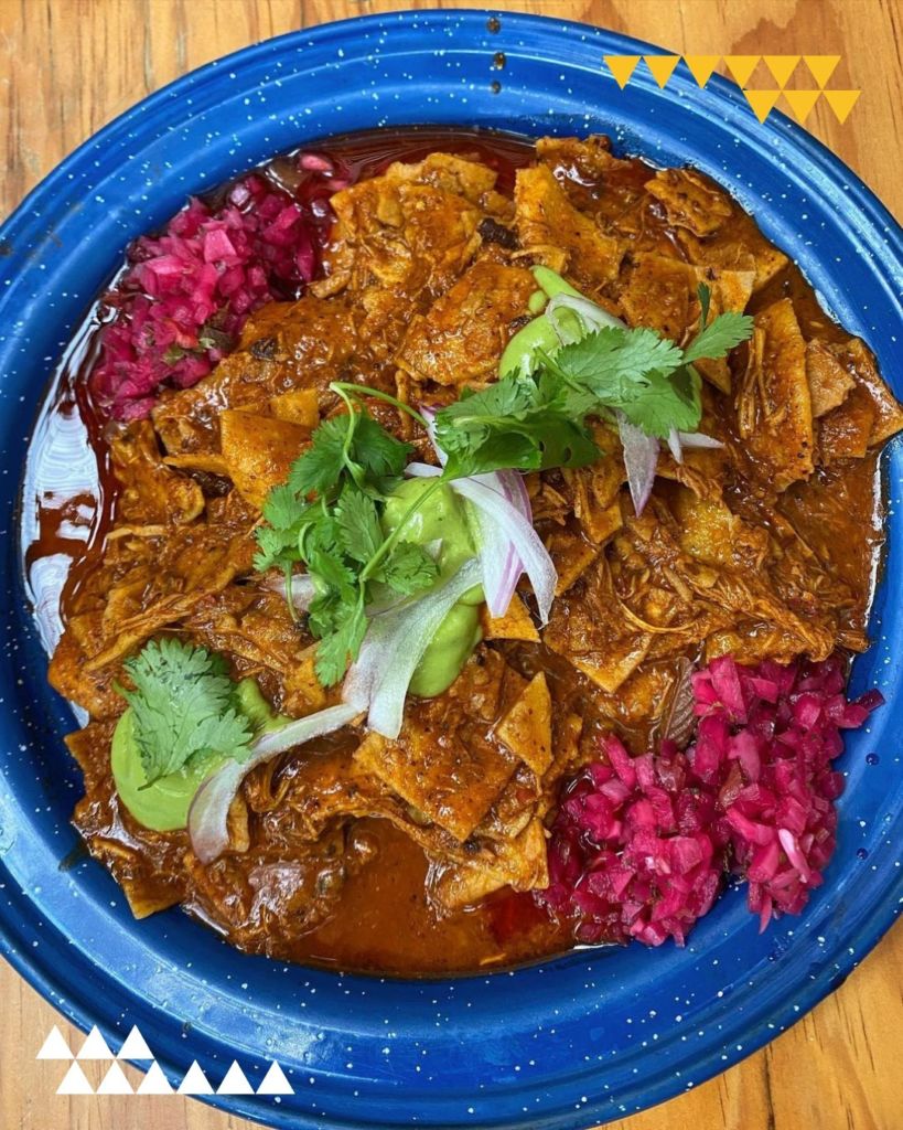 chilaquiles de birria